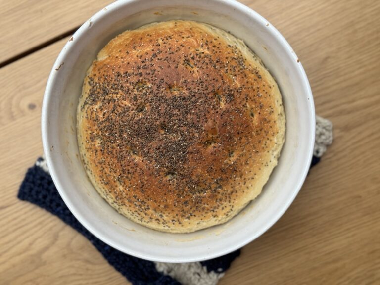 Rustikales Brot mit wenig Hefe backen – Rezepte &amp; DIY-Anleitungen
